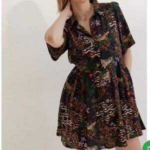 Adorable Oliver Bonas safari dress